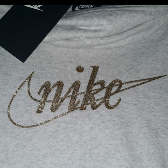 Nike Gold Glitter Outfit/Set - Picture 5 of 8